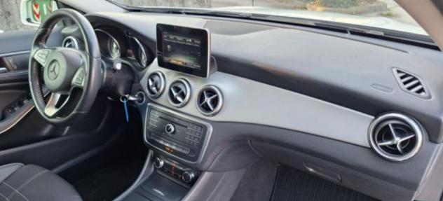 Mercedes-benz GLA 200 d Sport 136CV - Foto 8