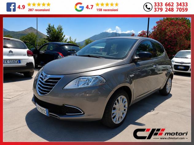 LANCIA Ypsilon 1.2i 69 CV - NEOPATENTATI