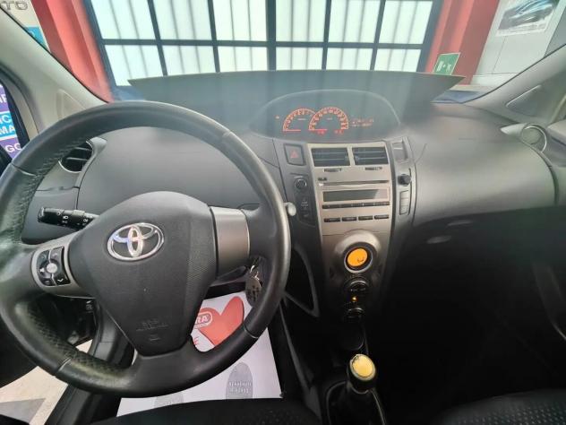 Toyota Yaris 1.0 5 porte Sol.s - Foto 10