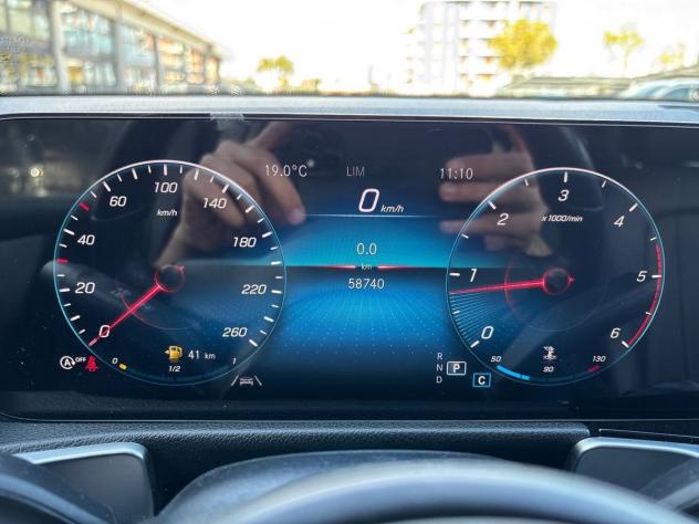 Mercedes-Benz GLB - X247 2019 - 200 d Sport auto - Foto 9