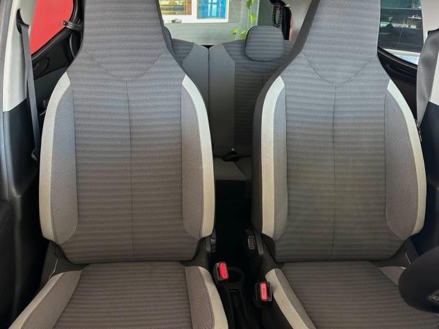 TOYOTA AYGO 1.0 VVT-i CONNECT X-PLAY - Foto 6