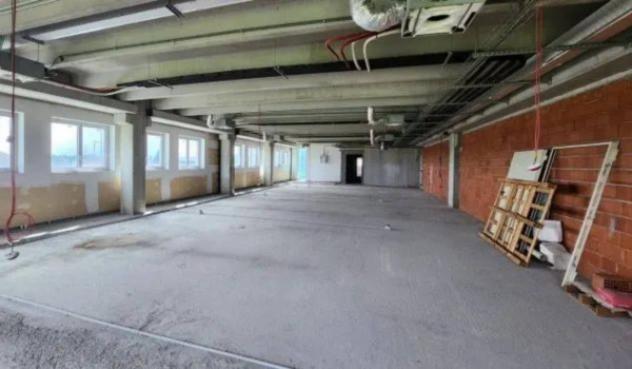 Immobile in asta di 327 m² in vendita a Concorezzo - Foto 4