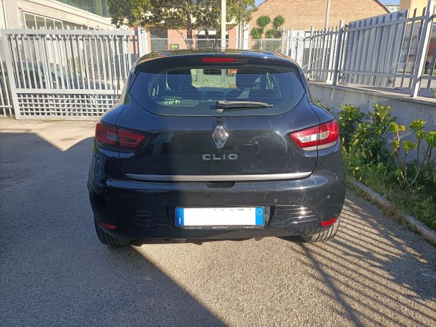 Renault Clio 1.2 5p Costume National - Foto 4