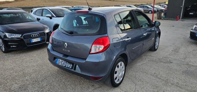Renault Clio 1.2 16V 5 porte Luxe - Foto 7