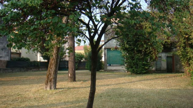 VILLA SINGOLA INIZIO 1900 CON GRANDE GIARDINO - 04 - Foto 3