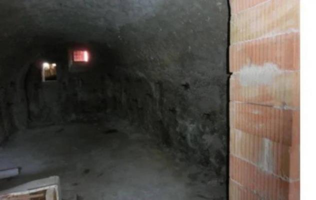 Immobile in asta di 335 m² con più di 5 locali in vendita a Cascia - Foto 2