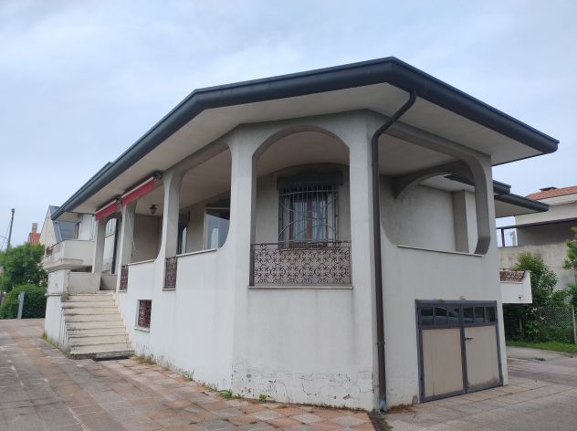 disponibili stanza singola in zona crocifisso/guizza - Foto 2