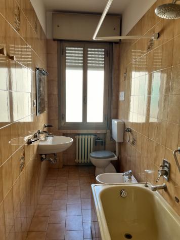 APPARTAMENTO di 5 vani e di 100 mq (BOLOGNA - Bologna) rif. MR9 - Foto 11