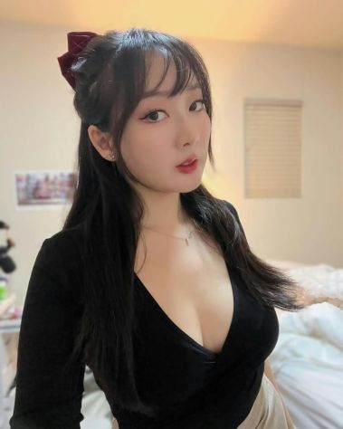 Kimao, la nuova ragazza asiatica frontene più sexy della tua città - Foto 2