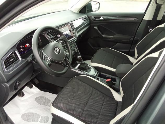 Volkswagen T-Roc 1.600 TDI - Foto 6