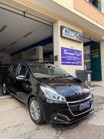 Peugeot 208 BlueHDi 100 S&S 5 porte Allure - Foto 4
