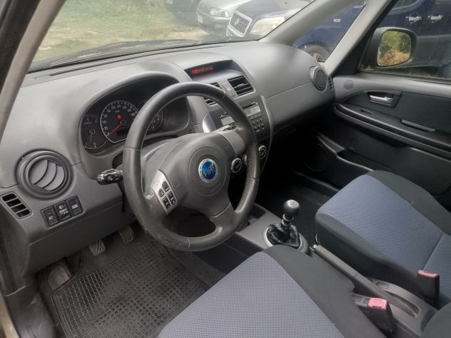 Fiat sedici 4x4 - Foto 6