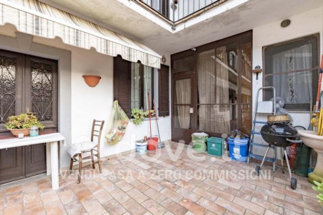 Appartamento di 150 m² con 3 locali e box auto doppio in vendita a Cocquio-Trevisago