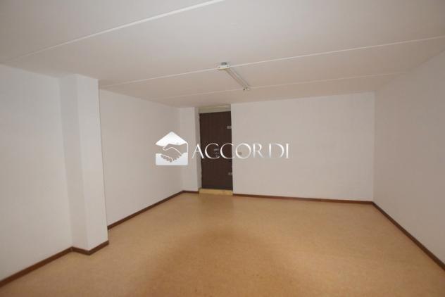 NEGOZIO di 75 mq (CORNUDA) rif. LG48_3 - Foto 2