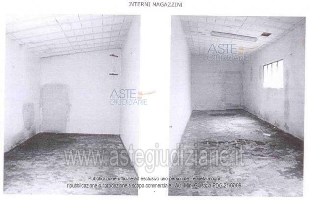 IMMOBILI-IMMOBILE INDUSTRIALE-Frazione Sant' Allucio, via Provinciale Lucchese, Via Antonio Gramsci