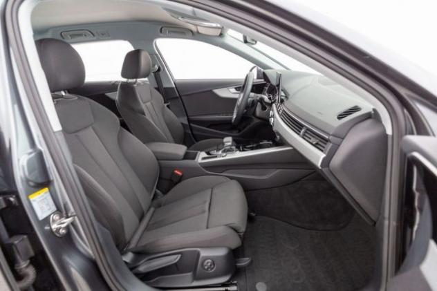 AUDI A4 Avant 35 TDI S tronic S line Sline rif. 22366524 - Foto 7