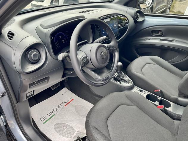 Toyota Aygo X 1.5 hybrid e-cvt - NUOVO - Foto 9