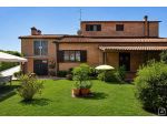 Casa semindipendente in vendita a Siena 255 mq  Rif: 1444626