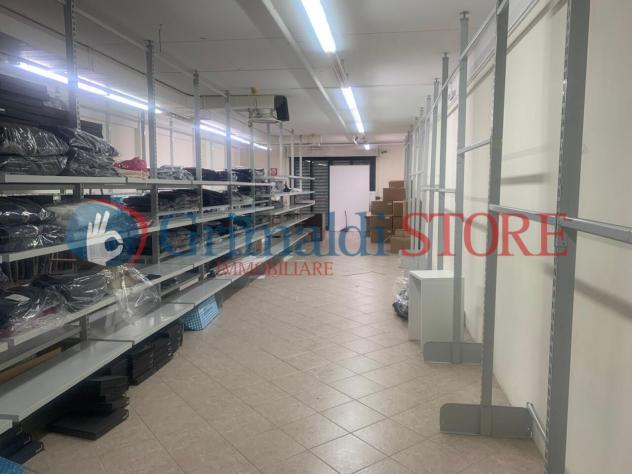 Oltre 3 vetrine in vendita a Campi Salentina - Foto 13