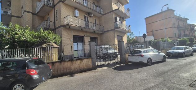Negozio C1 a Torre Angela Via V. Rossi - Foto 3