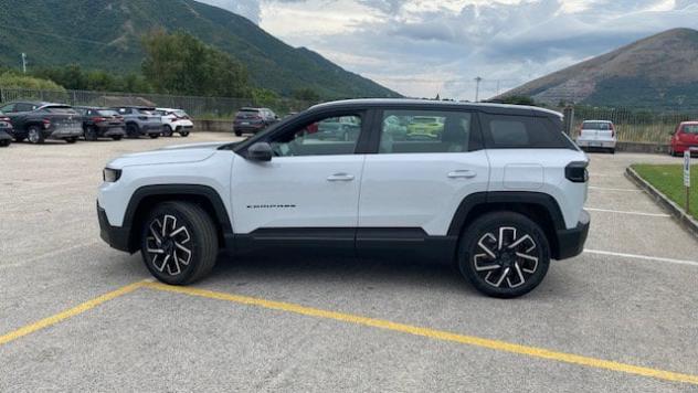 Jeep Compass E-Hybrid 1.6 Turbo PHEV 165kW Altitude DCT - Foto 5