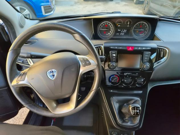 Lancia Ypsilon 1.2 69 CV 5 porte S&S Gold - Foto 10