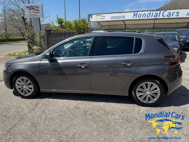 Peugeot 308 BlueHDi 130 S&S allure - Foto 8