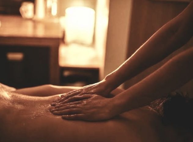 Massaggi personali Tel:3279116213