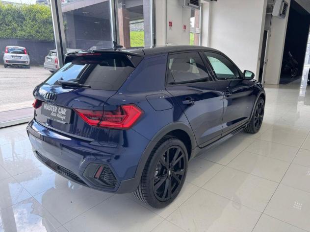 AUDI - A1 ALLSTREET 30 TFSI IDENTITY CONTRAST - Foto 4