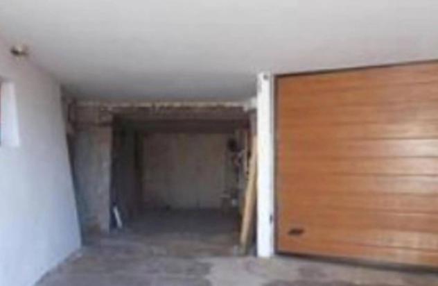 Immobile in asta di 240 m², box auto in vendita a Giovo - Foto 6