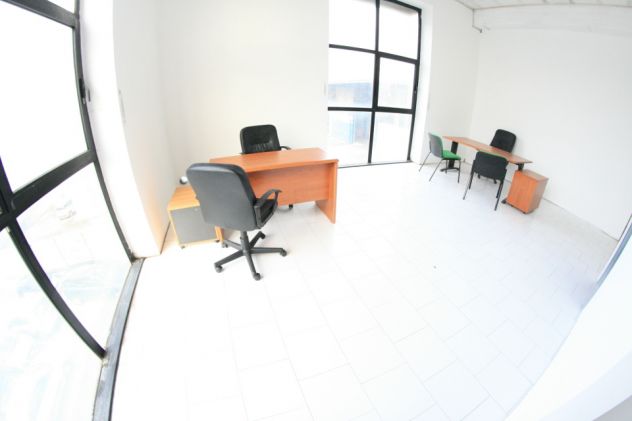 Locale ufficio panoramico 160 mq euro 699 mese - Foto 3