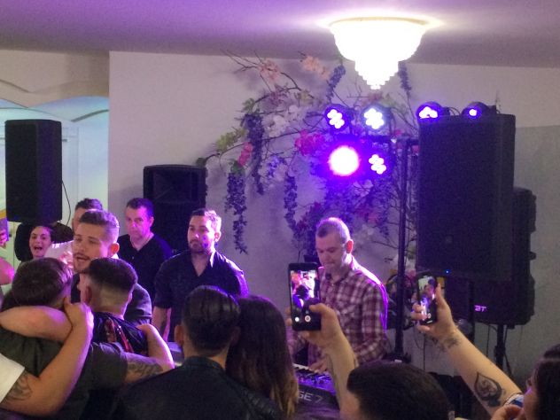DJ per matrimoni feste di 18 anni e cerimonie Noleggio attrezzature professionli - Foto 4