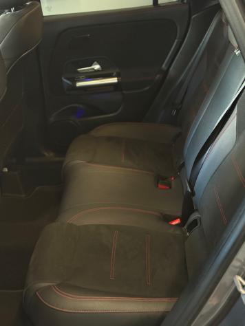 Mercedes-benz GLA 200 d Automatic AMG Line Premium Plus - Foto 8