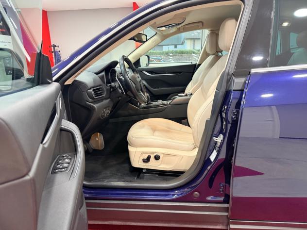 Maserati Levante V6 Diesel 275 CV AWD Gransport - Foto 10