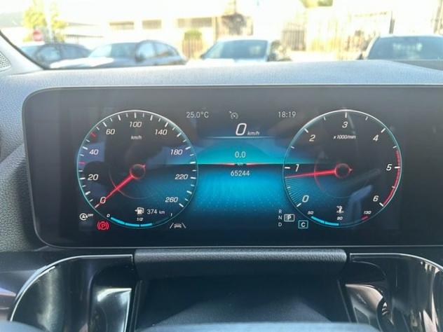 MERCEDES-BENZ GLA 200 d Automatic Business Extra rif. 23948771 - Foto 8