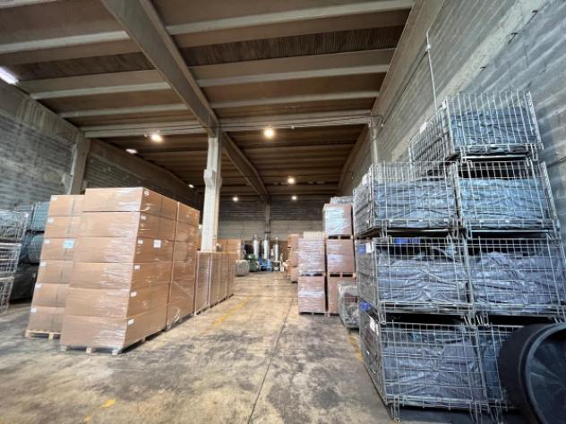 Immobile di 1350 m² con 3 locali in affitto a Paderno Franciacorta - Foto 8