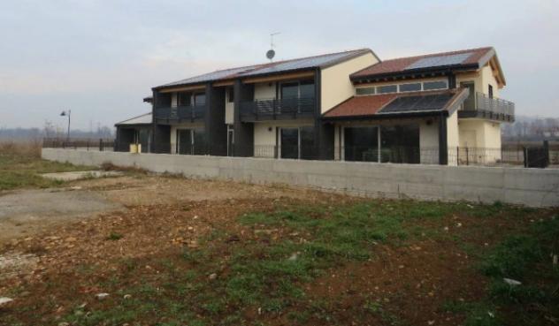 Immobile in asta di 193 m² con più di 5 locali e box auto in vendita a Lavagno - Foto 3