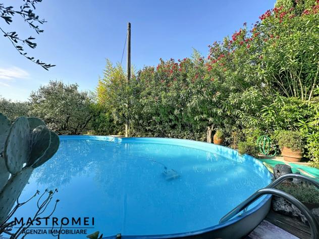 CASA INDIPENDENTE di 6 vani e di 120 mq (MONTECARLO) rif. 3615 - Foto 10