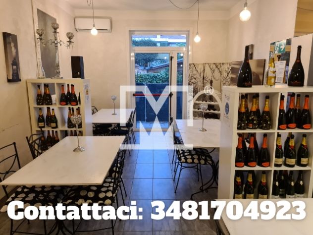 LAVORO NIGHT CLUB: RAGAZZA IMMAGINE AL KRISTAL PIANO BAR (LOCALE VIP) - Foto 2