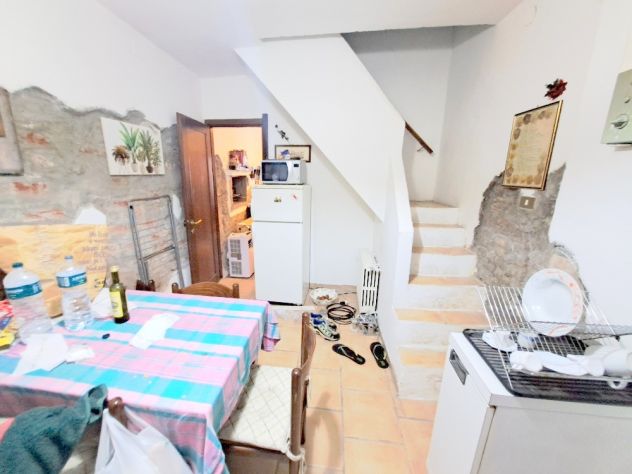 10 MIN DA GRANOZZO -25 MIN DA NOVARA- PALESTRO - CASA DI PAESE AUTONOMA ARREDATA - Foto 3