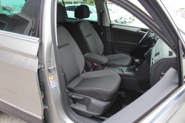 Volkswagen Tiguan 2.0 TDI SCR DSG Business BlueMotion Technology - Foto 10