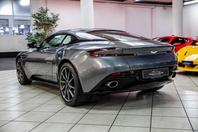 ASTON MARTIN DB 11 V12 AMR PACK|BANG&OLUFSEN|360°CAMERA|CARBON rif. 23809563 - Foto 5