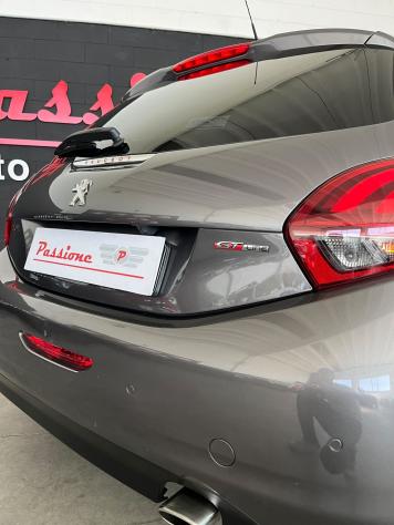 Peugeot 208 Turbo 110 3 porte GT Line - Foto 8