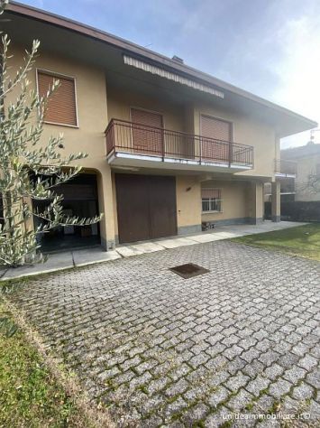 Cittiglio - casa indipendente di ampia metratura