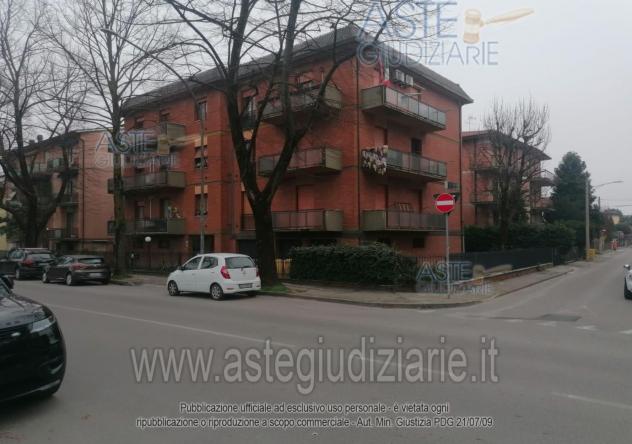 IMMOBILI-IMMOBILE RESIDENZIALE-Viale Fulcieri Paulucci di Calboli n. 127