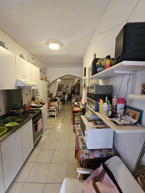 VENDESI STORICA CASETTA IN VIA SAN COSMA, 19 e 21 – VENOSA (PZ) - Foto 3