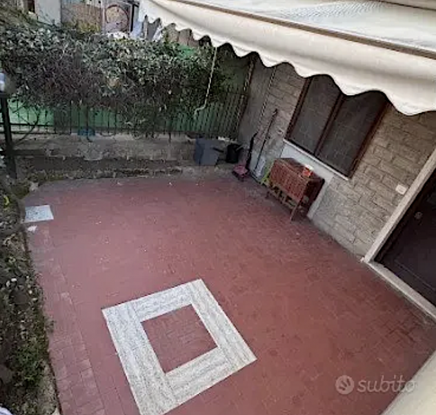 PALMAROLA CASAL DEL MARMO BILOCALE ARREDATO CON 2 GIARDINI PRIVATI. - Foto 5