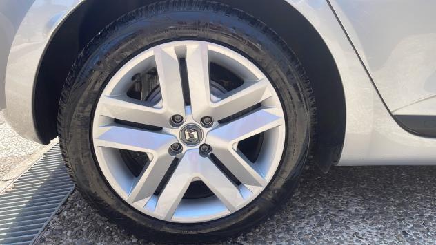 Renault Clio 1.6 E-Tech Full Hybrid 140 CV Automatica - Foto 8