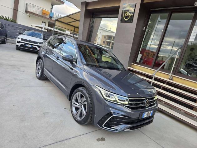 Volkswagen Tiguan 2.0 tdi R-Line 150cv dsg - Foto 2