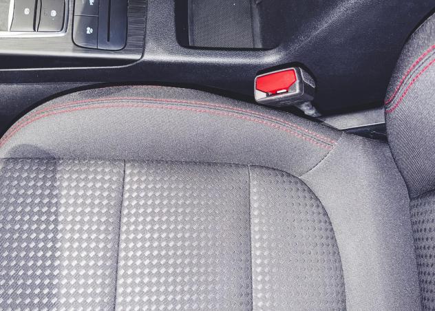 Ford Kuga 2.5 Benzina FHEV 190CV 2WD ST-Line Aut - Foto 9